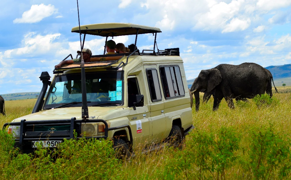 
4 Days Authentic Kenyan Safari